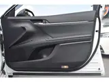 2022 Toyota Camry 2.5 WS Leather Package Pearl Sedan for sale, Japanese used car export - photo 74 of 77 | GULJI TRADERS