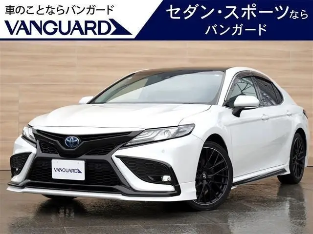 2022 Toyota Camry WS Leather Package Pearl Sedan for sale, Japanese used car export | GULJI TRADERS