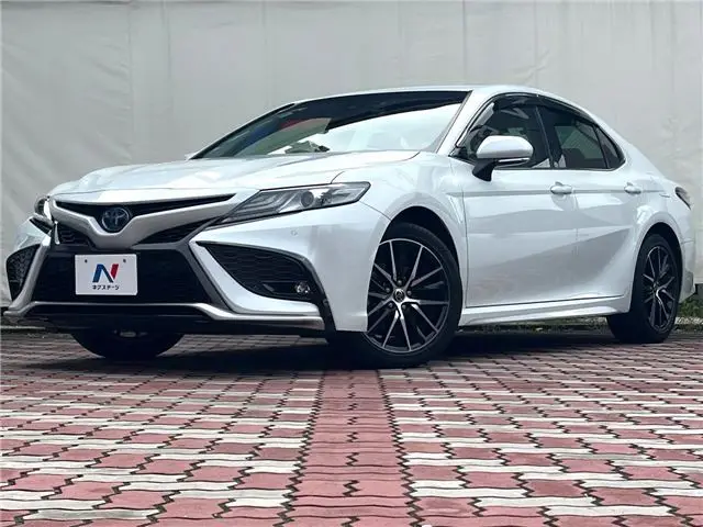 2023 Toyota Camry WS Pearl Sedan for sale, Japanese used car export | GULJI TRADERS