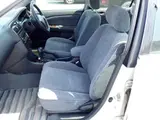 2001 Toyota Carina Si White Sedan for sale, Japanese used car export - photo 6 of 9 | GULJI TRADERS