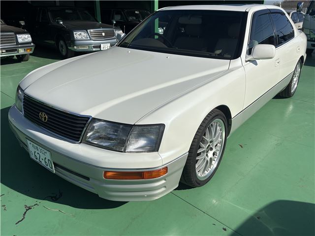 1997 Toyota Celsior Sedan for sale, Japanese used car export | GULJI TRADERS
