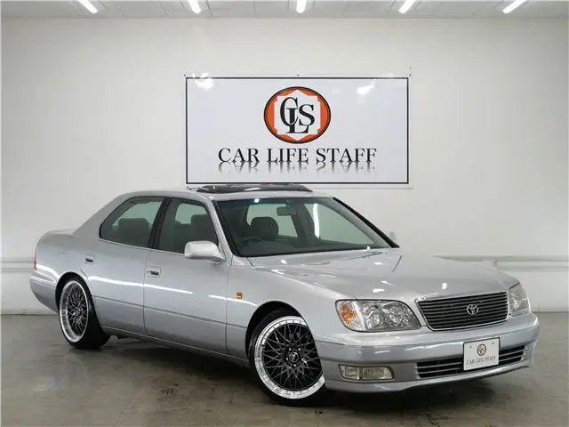1999 Toyota Celsior A-use ER version ★ Sunroof ★ New 19AW Silver Sedan for sale, Japanese used car export - photo 1 of 57 | GULJI TRADERS