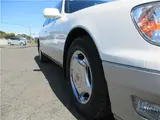1999 Toyota Celsior A Show ER Version Other Sedan for sale, Japanese used car export - photo 17 of 71 | GULJI TRADERS