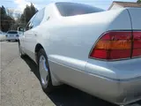1999 Toyota Celsior A Show ER Version Other Sedan for sale, Japanese used car export - photo 20 of 71 | GULJI TRADERS