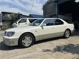 1999 Toyota Celsior C specification Pearl Sedan for sale, Japanese used car export - photo 4 of 24 | GULJI TRADERS