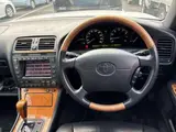 1999 Toyota Celsior C Show 10th Anniversary ED Pearl Sedan for sale, Japanese used car export - photo 6 of 7 | GULJI TRADERS