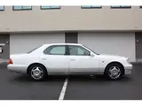 1999 Toyota Celsior C specification, no accident history, actual mileage 55,700 km White Sedan for sale, Japanese used car export - photo 2 of 9 | GULJI TRADERS