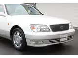 1999 Toyota Celsior C specification, no accident history, actual mileage 55,700 km White Sedan for sale, Japanese used car export - photo 7 of 9 | GULJI TRADERS