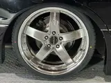 2000 Toyota Celsior 4.0 A specification eR version equipped vehicle Black Color changed Sedan for sale, Japanese used car export - photo 15 of 70 | GULJI TRADERS