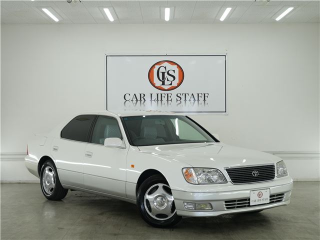 2000 Toyota Celsior A Show Pearl Sedan for sale, Japanese used car export | GULJI TRADERS