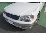 2000 Toyota Celsior C specification Pearl Sedan for sale, Japanese used car export - photo 7 of 9 | GULJI TRADERS