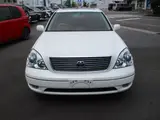 2001 Toyota Celsior B specification eR version Pearl Sedan for sale, Japanese used car export - photo 10 of 21 | GULJI TRADERS