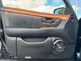 2002 Toyota Celsior 4.3 B specification eR version Black Color changed Sedan for sale, Japanese used car export - photo 18 of 65 | GULJI TRADERS