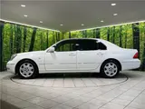 2002 Toyota Celsior B specification eR version Pearl Sedan for sale, Japanese used car export - photo 11 of 30 | GULJI TRADERS