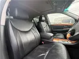 2002 Toyota Celsior ★B-spec eR version★Sunroof★Black genuine leather★Genuine navigation system★Smart key Pearl Sedan for sale, Japanese used car export - photo 22 of 40 | GULJI TRADERS