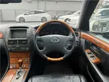 2002 Toyota Celsior ★B-spec eR version★Sunroof★Black genuine leather★Genuine navigation system★Smart key Pearl Sedan for sale, Japanese used car export - photo 37 of 40 | GULJI TRADERS
