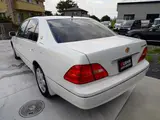 2002 Toyota Celsior A specification eR version Pearl Sedan for sale, Japanese used car export - photo 8 of 43 | GULJI TRADERS