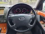 2002 Toyota Celsior A specification eR version Pearl Sedan for sale, Japanese used car export - photo 18 of 43 | GULJI TRADERS