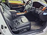 2002 Toyota Celsior A specification eR version Pearl Sedan for sale, Japanese used car export - photo 19 of 43 | GULJI TRADERS