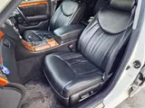 2002 Toyota Celsior A specification eR version Pearl Sedan for sale, Japanese used car export - photo 29 of 43 | GULJI TRADERS