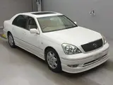 2002 Toyota Celsior A Show eR Version Pearl Sedan for sale, Japanese used car export - photo 3 of 9 | GULJI TRADERS