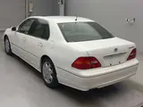 2002 Toyota Celsior A Show eR Version Pearl Sedan for sale, Japanese used car export - photo 4 of 9 | GULJI TRADERS