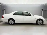 2002 Toyota Celsior A Show eR Version Pearl Sedan for sale, Japanese used car export - photo 6 of 9 | GULJI TRADERS