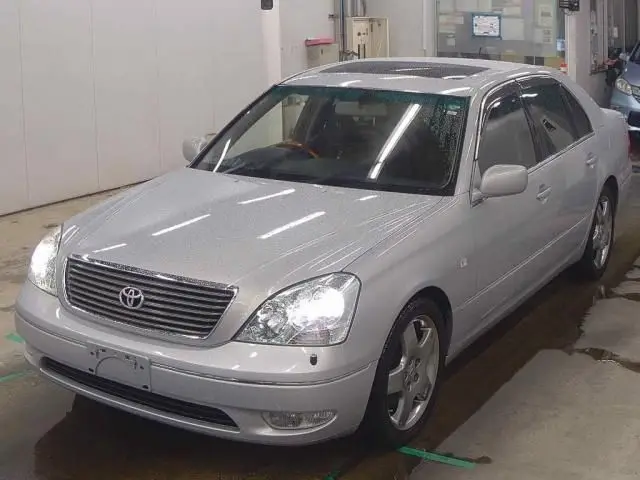 2002 Toyota Celsior B specification eR version Pearl Color changed Sedan for sale, Japanese used car export - photo 1 of 5 | GULJI TRADERS