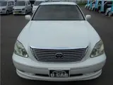 2003 Toyota Celsior C specification Pearl Sedan for sale, Japanese used car export - photo 5 of 50 | GULJI TRADERS