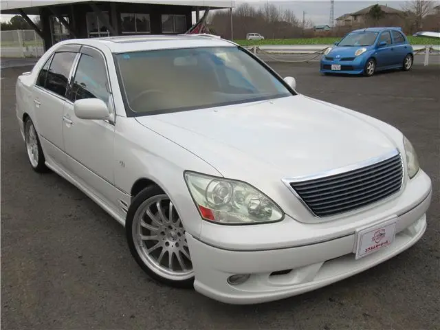 2003 Toyota Celsior ER Pearl Sedan for sale, Japanese used car export - photo 1 of 72 | GULJI TRADERS