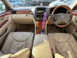 2003 Toyota Celsior 4.3 C specification Silver Sedan for sale, Japanese used car export - photo 28 of 56 | GULJI TRADERS