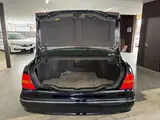 2003 Toyota Celsior 4.3 B specification eR version Blue Sedan for sale, Japanese used car export - photo 50 of 60 | GULJI TRADERS