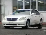 2003 Toyota Celsior C specification, interior selection, black leather interior, sunroof, genuine multi-information display. Pearl Sedan for sale, Japanese used car export - photo 2 of 63 | GULJI TRADERS