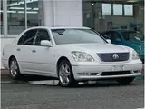 2003 Toyota Celsior C specification, interior selection, black leather interior, sunroof, genuine multi-information display. Pearl Sedan for sale, Japanese used car export - photo 3 of 63 | GULJI TRADERS