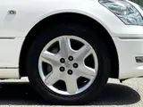 2003 Toyota Celsior 4.3 C specification Pearl Sedan for sale, Japanese used car export - photo 25 of 77 | GULJI TRADERS