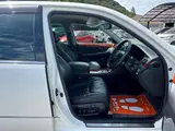 2003 Toyota Celsior 4.3 C specification Pearl Sedan for sale, Japanese used car export - photo 38 of 77 | GULJI TRADERS