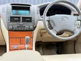2003 Toyota Celsior 4.3 eR specifications White Sedan for sale, Japanese used car export - photo 9 of 63 | GULJI TRADERS