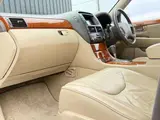 2003 Toyota Celsior 4.3 eR specifications White Sedan for sale, Japanese used car export - photo 16 of 63 | GULJI TRADERS