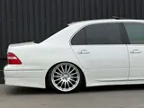 2003 Toyota Celsior 4.3 eR specifications White Sedan for sale, Japanese used car export - photo 39 of 63 | GULJI TRADERS