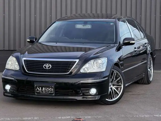 2003 Toyota Celsior 4.3 C Specification Interior Selection - photo 1 2003 Toyota Celsior 4.3 C Specification Interior Selection Black Sedan for sale, Japanese used car export - photo 1 of 69 | GULJI TRADERS