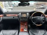 2003 Toyota Celsior C Specification Interior Selection Pearl Sedan for sale, Japanese used car export - photo 6 of 42 | GULJI TRADERS