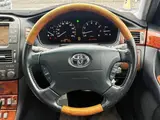 2003 Toyota Celsior C Specification Interior Selection Pearl Sedan for sale, Japanese used car export - photo 8 of 42 | GULJI TRADERS