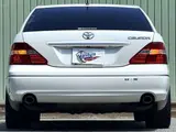 2003 Toyota Celsior 4.3 eR specifications Pearl Sedan for sale, Japanese used car export - photo 8 of 80 | GULJI TRADERS
