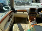 2003 Toyota Celsior 4.3 eR specifications Pearl Sedan for sale, Japanese used car export - photo 16 of 62 | GULJI TRADERS