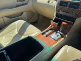 2003 Toyota Celsior 4.3 eR specifications Pearl Sedan for sale, Japanese used car export - photo 28 of 62 | GULJI TRADERS