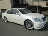 2003 Toyota Celsior C Interior Selection Pearl Sedan for sale, Japanese used car export - photo 12 of 68 | GULJI TRADERS