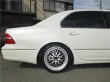 2003 Toyota Celsior C Interior Selection Pearl Sedan for sale, Japanese used car export - photo 17 of 68 | GULJI TRADERS