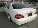 2003 Toyota Celsior C Interior Selection Pearl Sedan for sale, Japanese used car export - photo 26 of 68 | GULJI TRADERS