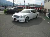 2003 Toyota Celsior C Interior Selection Pearl Sedan for sale, Japanese used car export - photo 38 of 68 | GULJI TRADERS