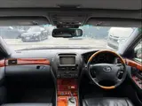 2003 Toyota Celsior C specification Black Sedan for sale, Japanese used car export - photo 9 of 18 | GULJI TRADERS